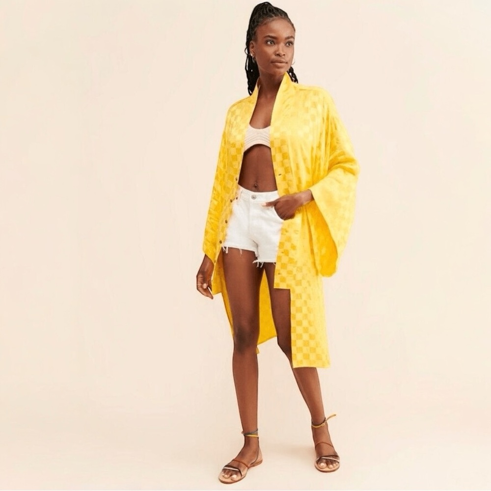 Jen's Pirate Booty Breeze
Court Duster, NWT, $185